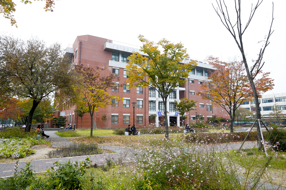 Campus-Autumn 2014